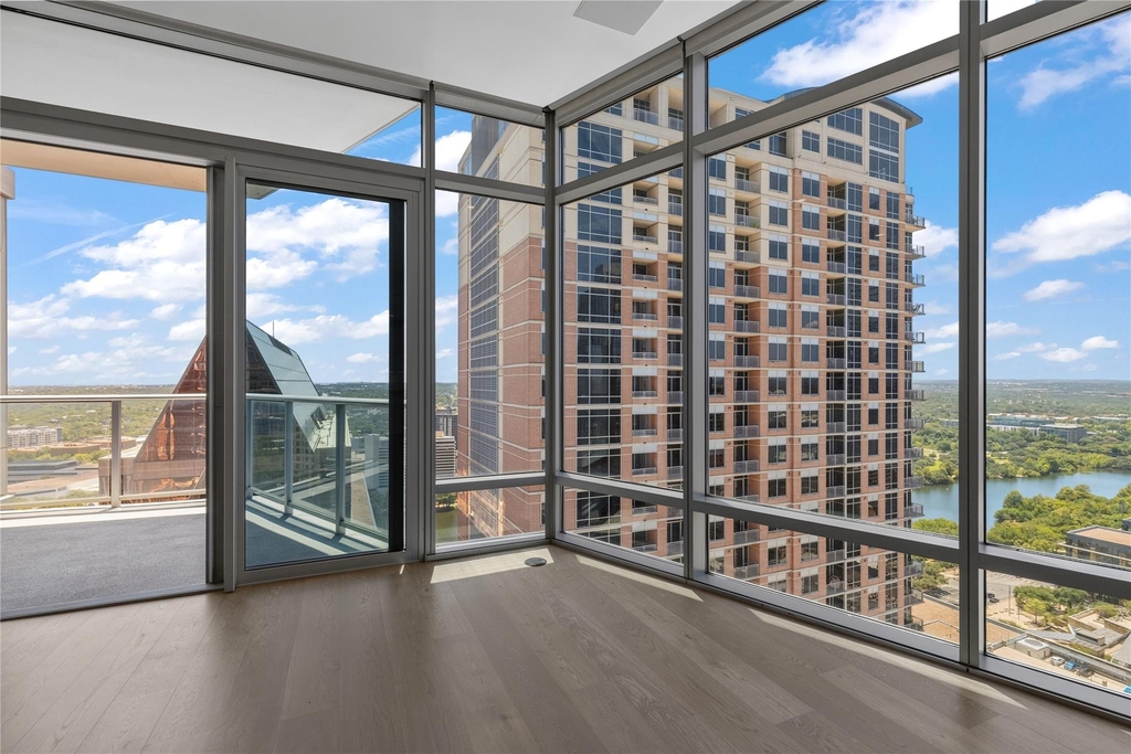 200 Congress Ave - Photo 33