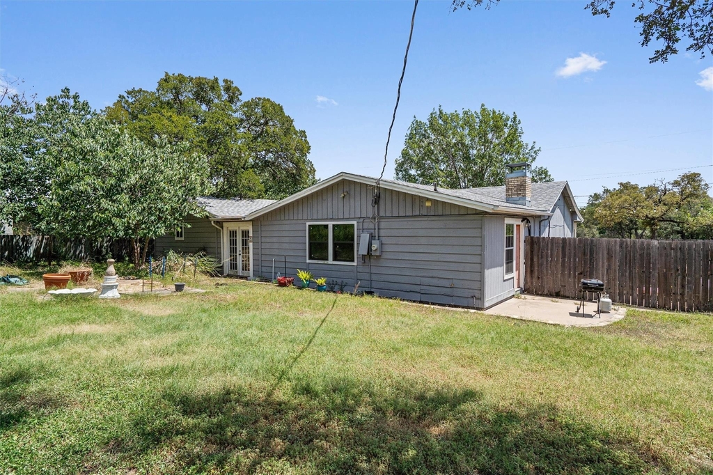 2106 Allred Dr - Photo 30