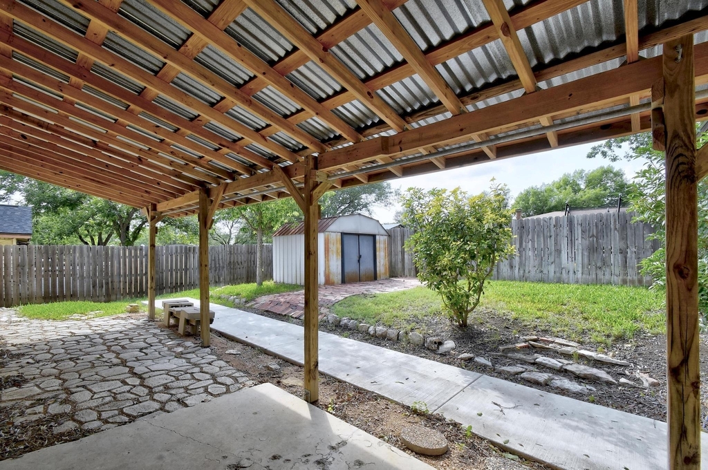 3429 Harvest Dr - Photo 20