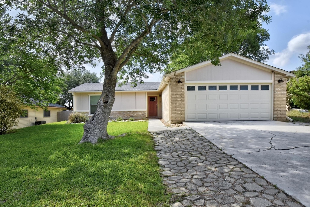3429 Harvest Dr - Photo 1