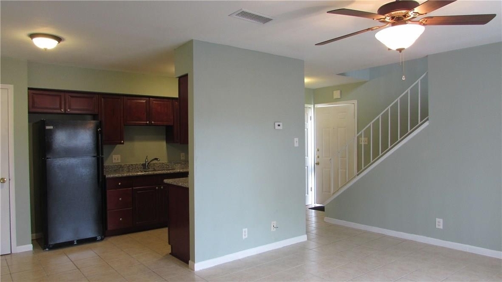 2208 Mission Hill Dr - Photo 5