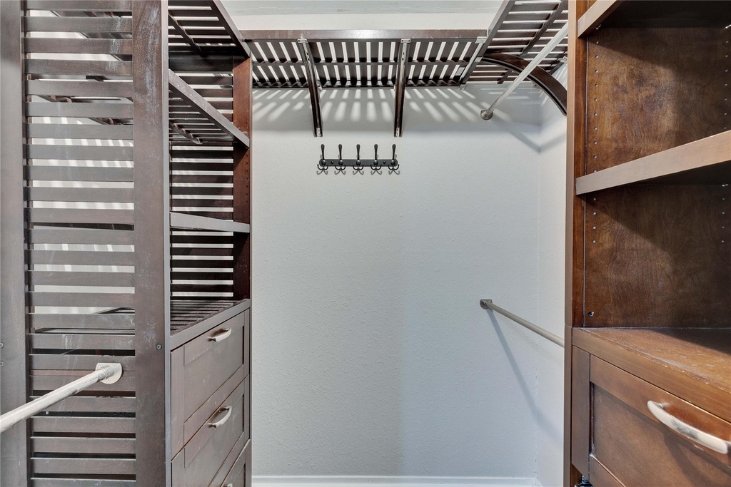 2500 Burleson Rd - Photo 16