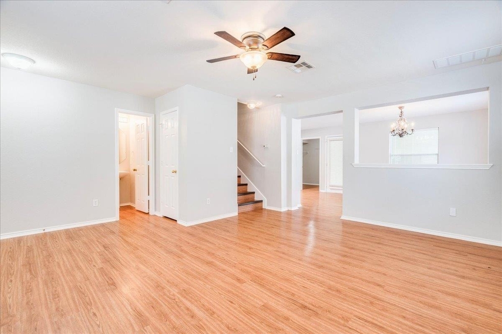 1507 Davis Mountain Loop - Photo 6