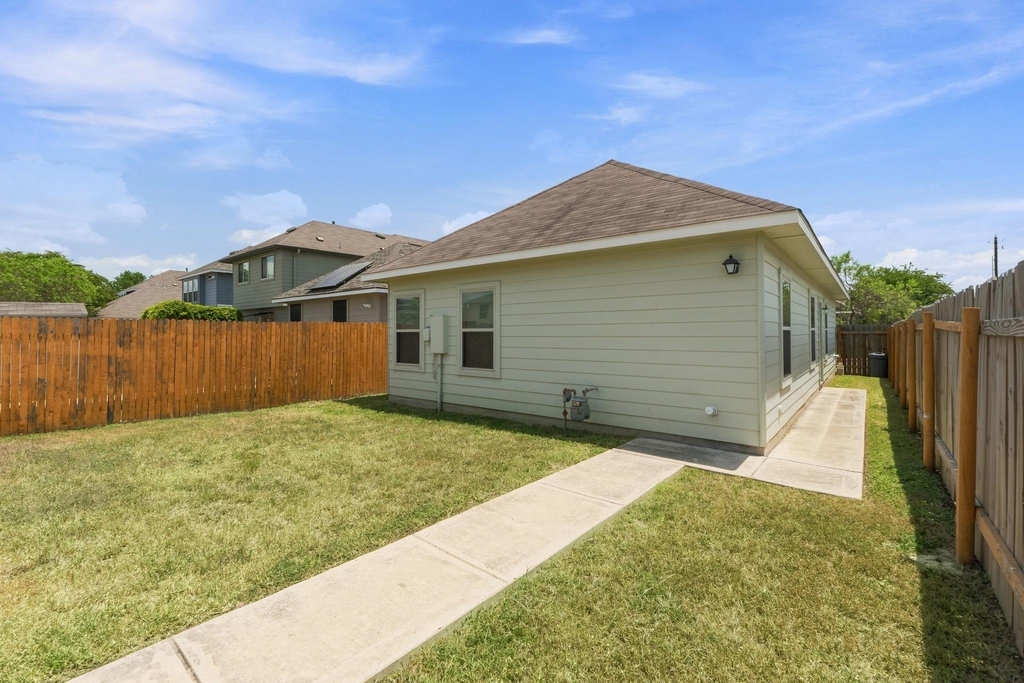 4500 Senda Ln - Photo 24
