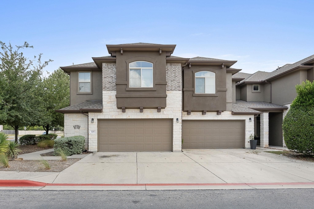 2880 Donnell Dr - Photo 0
