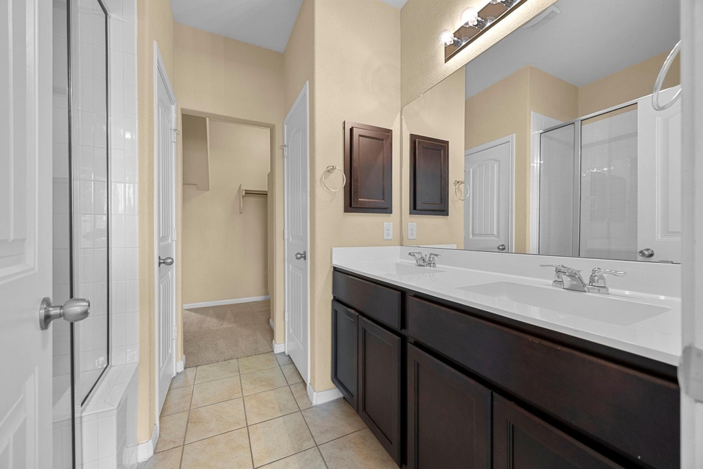 2880 Donnell Dr - Photo 15