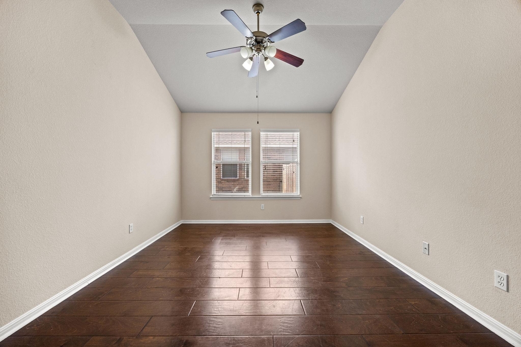 135 Justin Leonard Dr - Photo 11