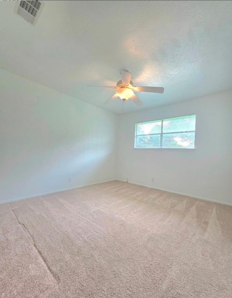 15208 Spring Hill Ln - Photo 11