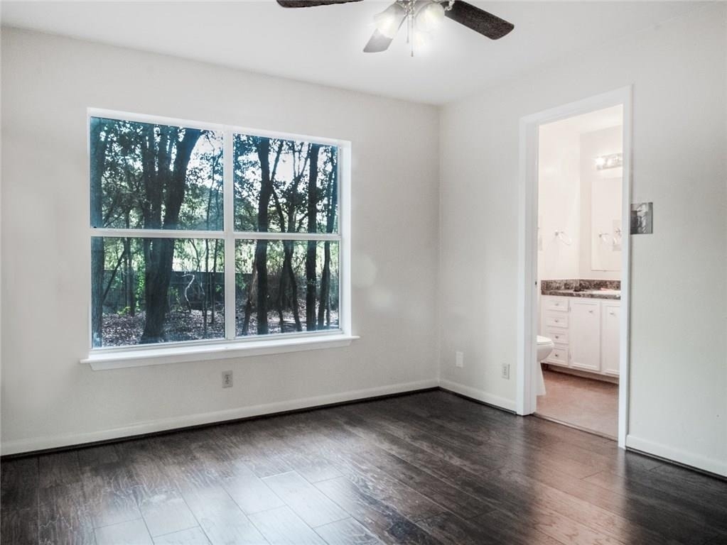 1107 Delano St - Photo 4