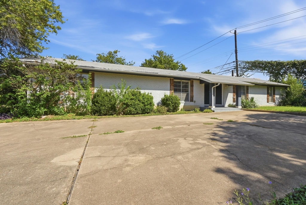 2712 Saint Edwards Cir - Photo 17