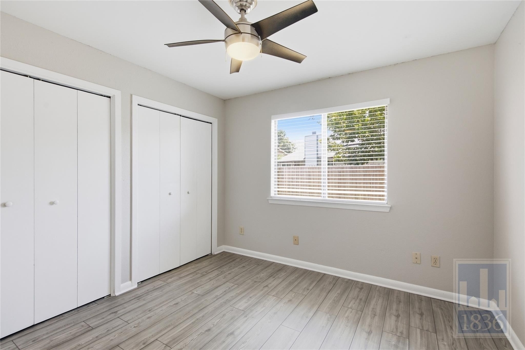 401 Oakridge Pass - Photo 9
