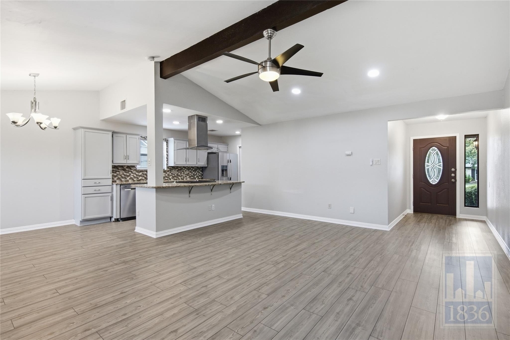 401 Oakridge Pass - Photo 5