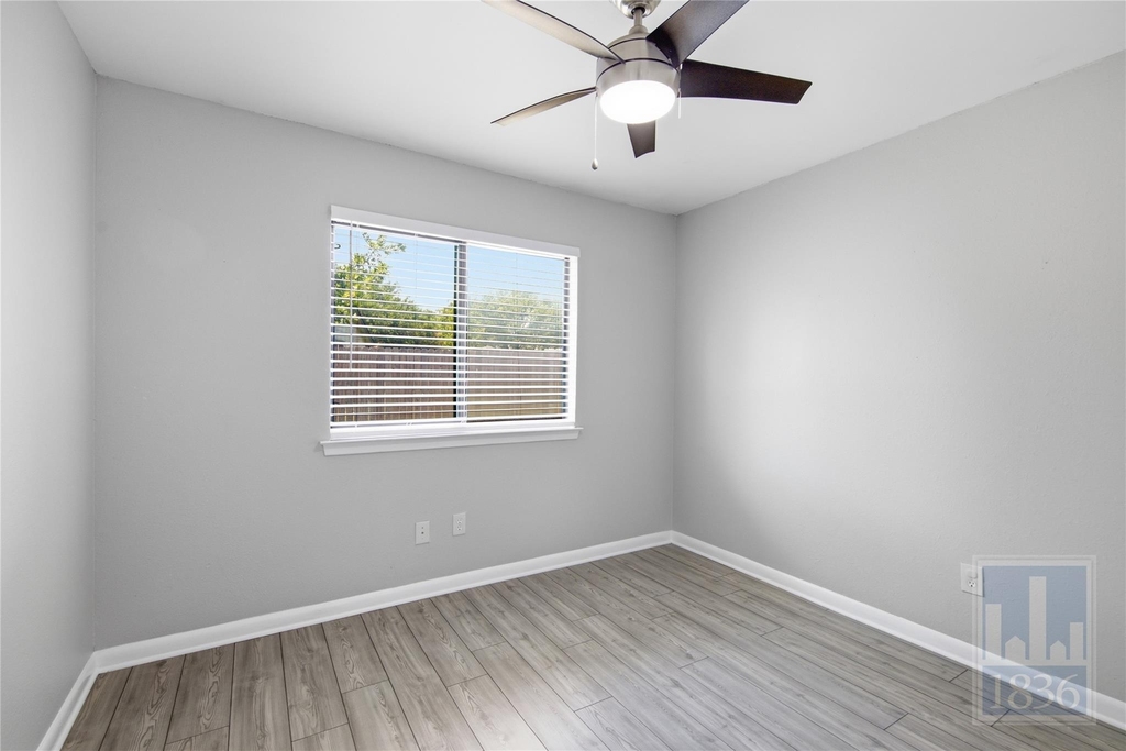 401 Oakridge Pass - Photo 10