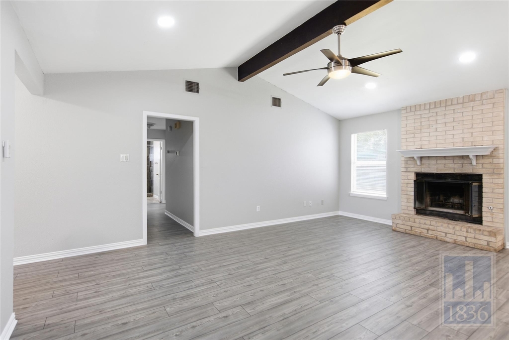 401 Oakridge Pass - Photo 7