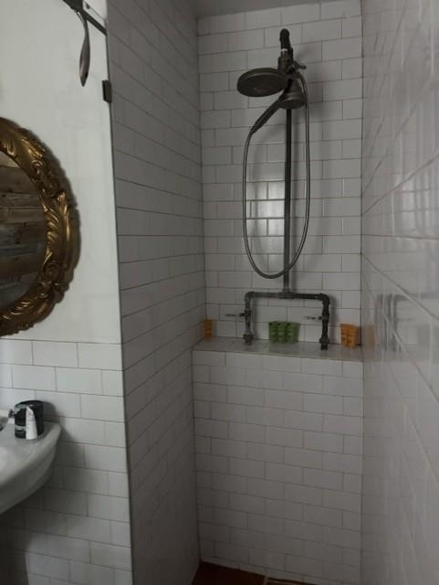 5300 Hilliard Rd - Photo 16