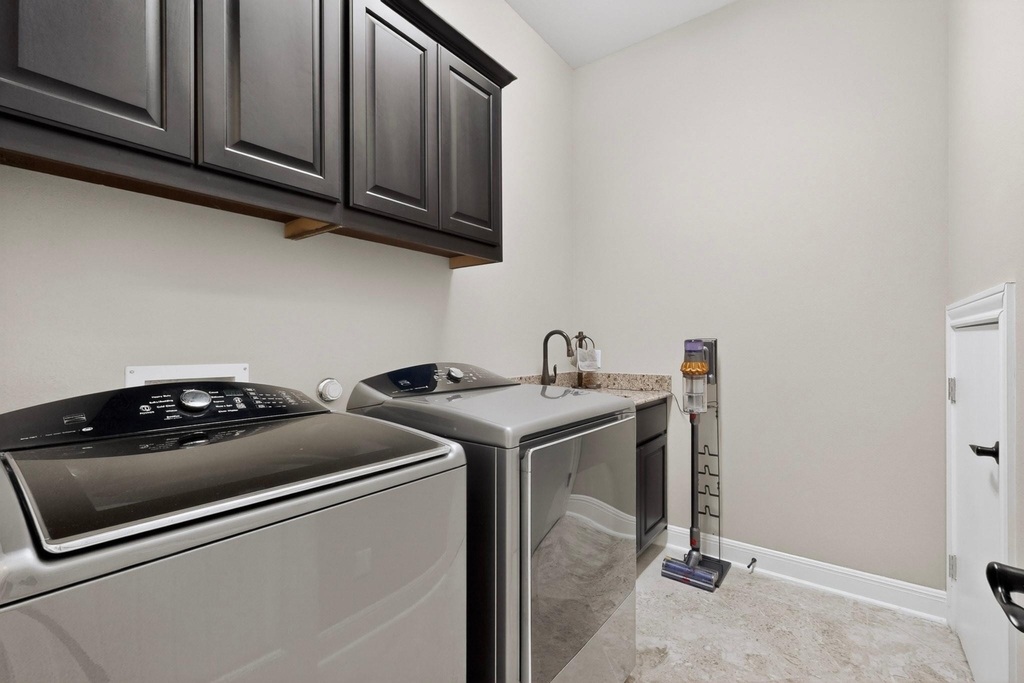 1905 Leaders Ln - Photo 22