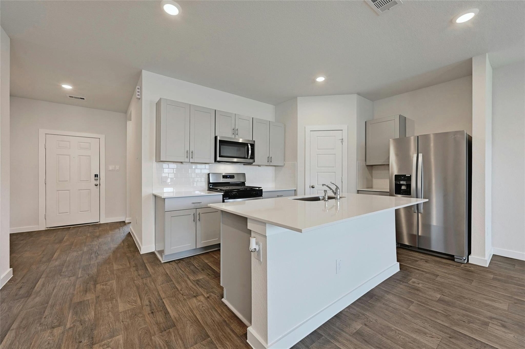 313 Merriman Rd - Photo 6