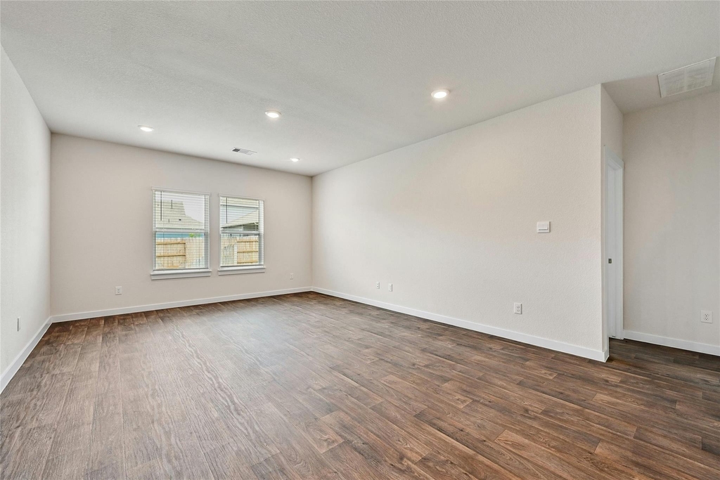 313 Merriman Rd - Photo 9