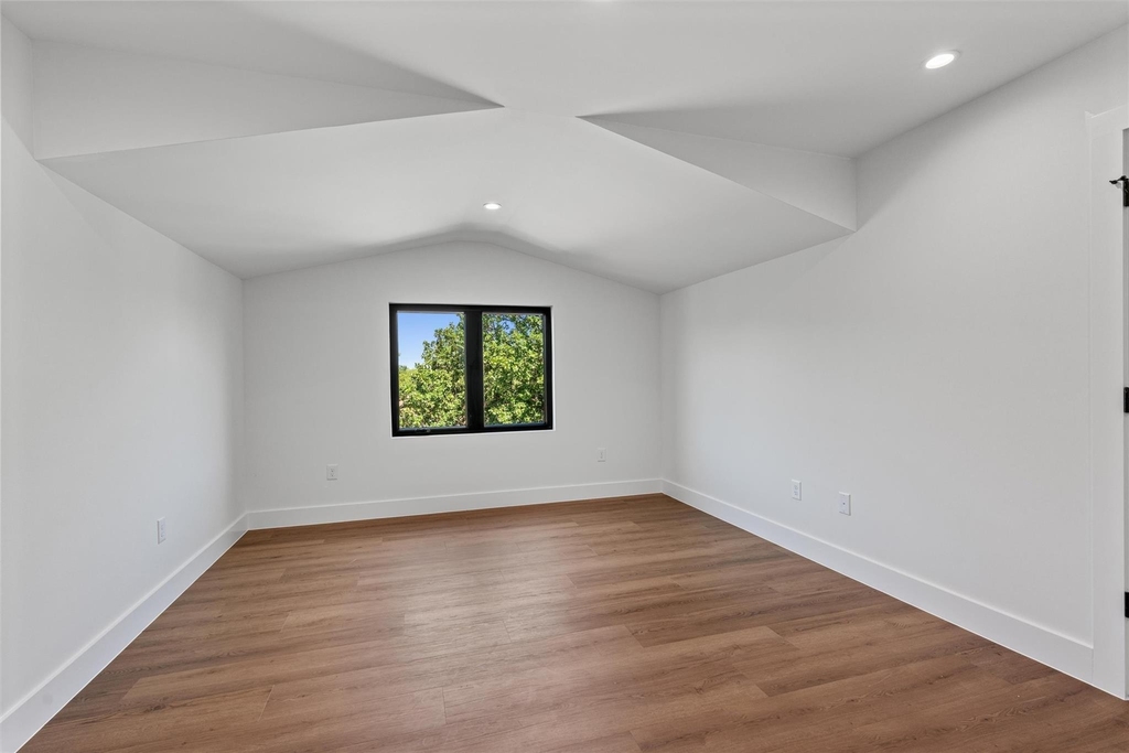 1402 Beckett St - Photo 21