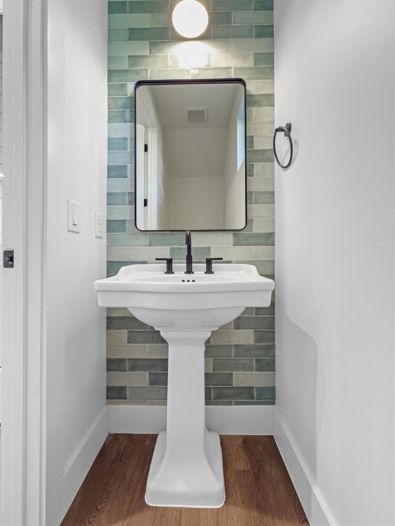1402 Beckett St - Photo 8