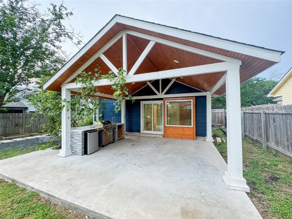 12315 Limerick Ave - Photo 0