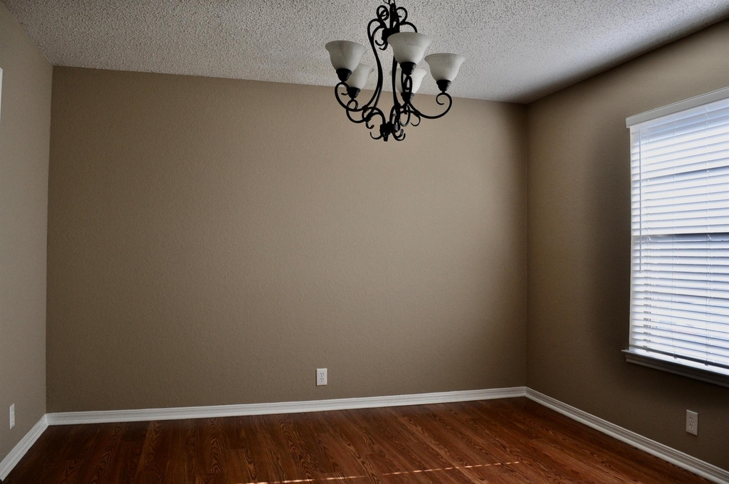 8304 Red Willow Dr - Photo 7