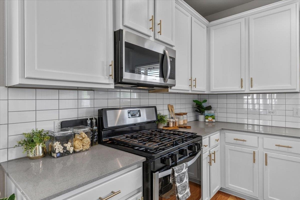 9603 Tanager Way - Photo 4