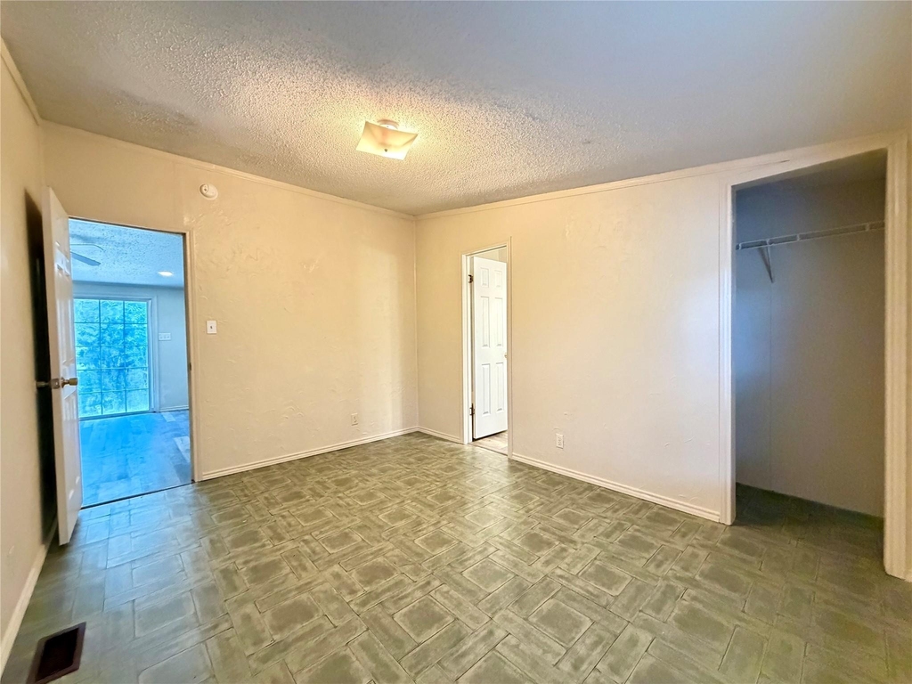 372 County Road 4450 - Photo 5