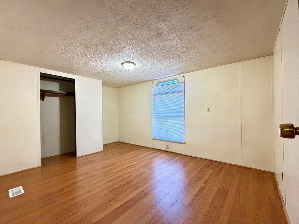 382 County Road 4450 - Photo 9