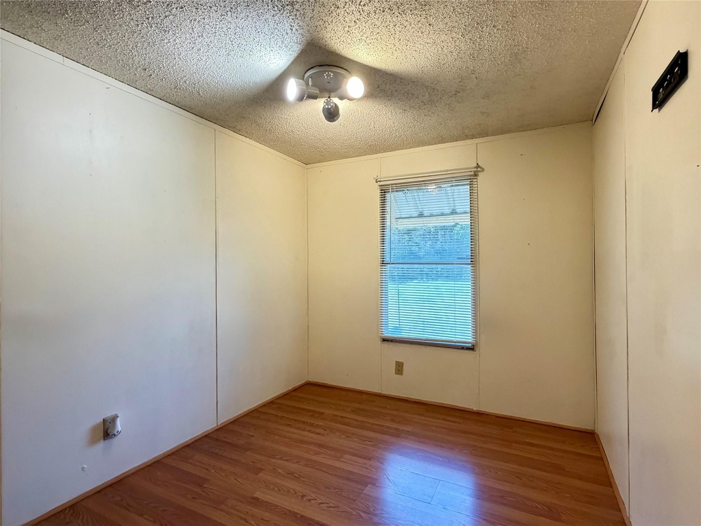 382 County Road 4450 - Photo 6