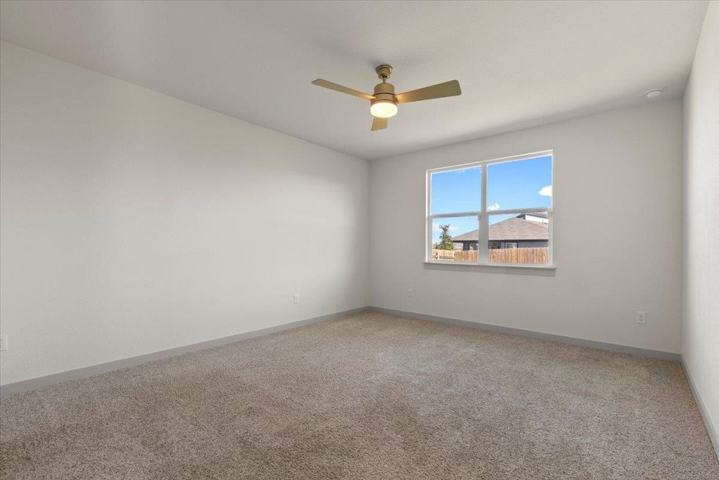 7704 Jacobean Way - Photo 12