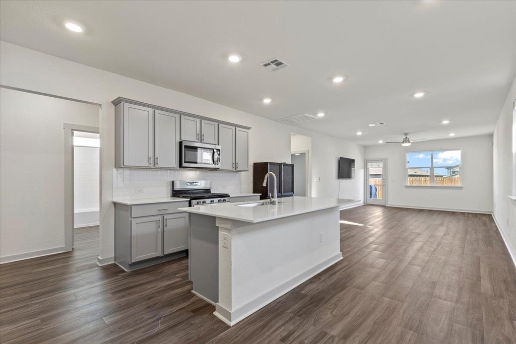 7704 Jacobean Way - Photo 5