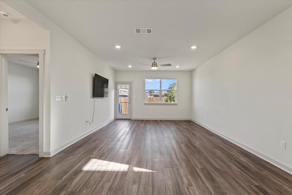 7704 Jacobean Way - Photo 9