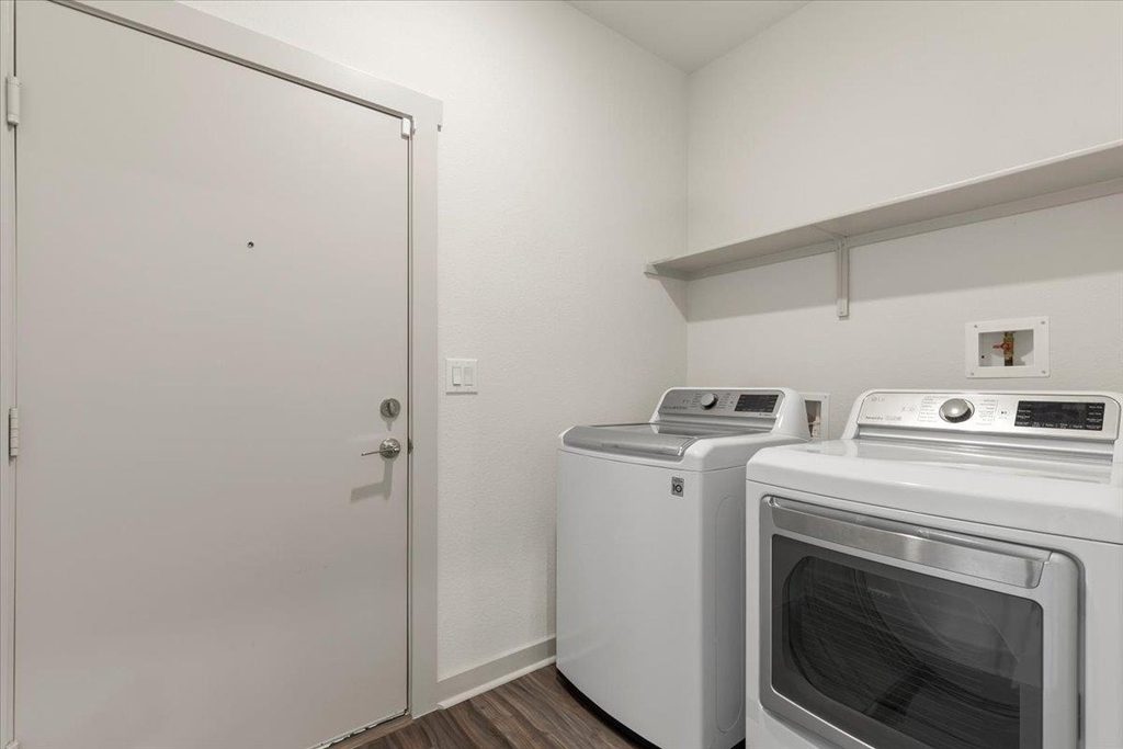 7704 Jacobean Way - Photo 21