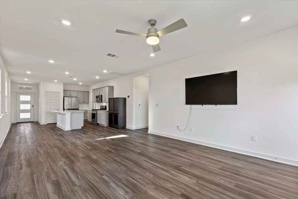 7704 Jacobean Way - Photo 10