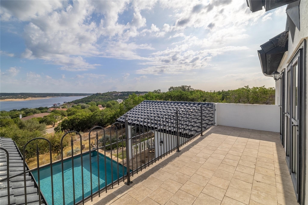 1128 Thurman Bluff Dr - Photo 28
