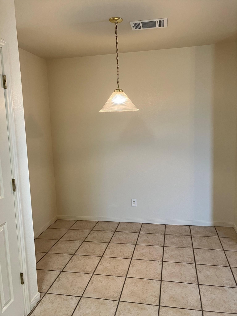 2606 Lucille Drive Dr - Photo 2