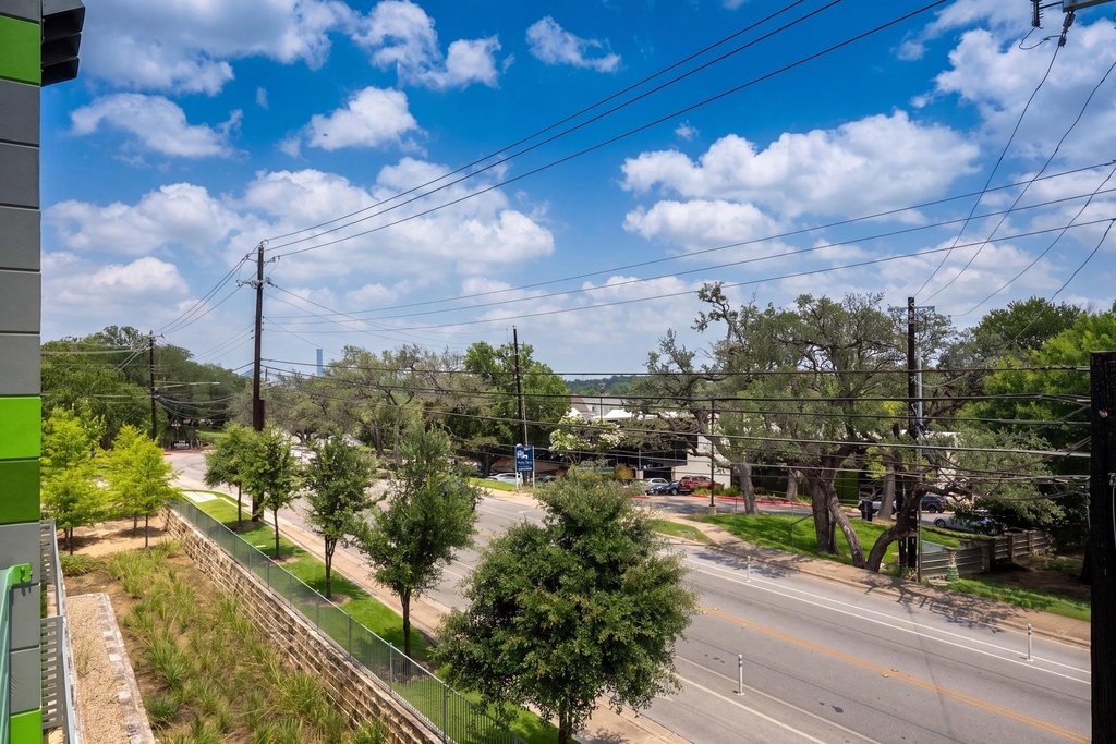4004 Banister Ln - Photo 18