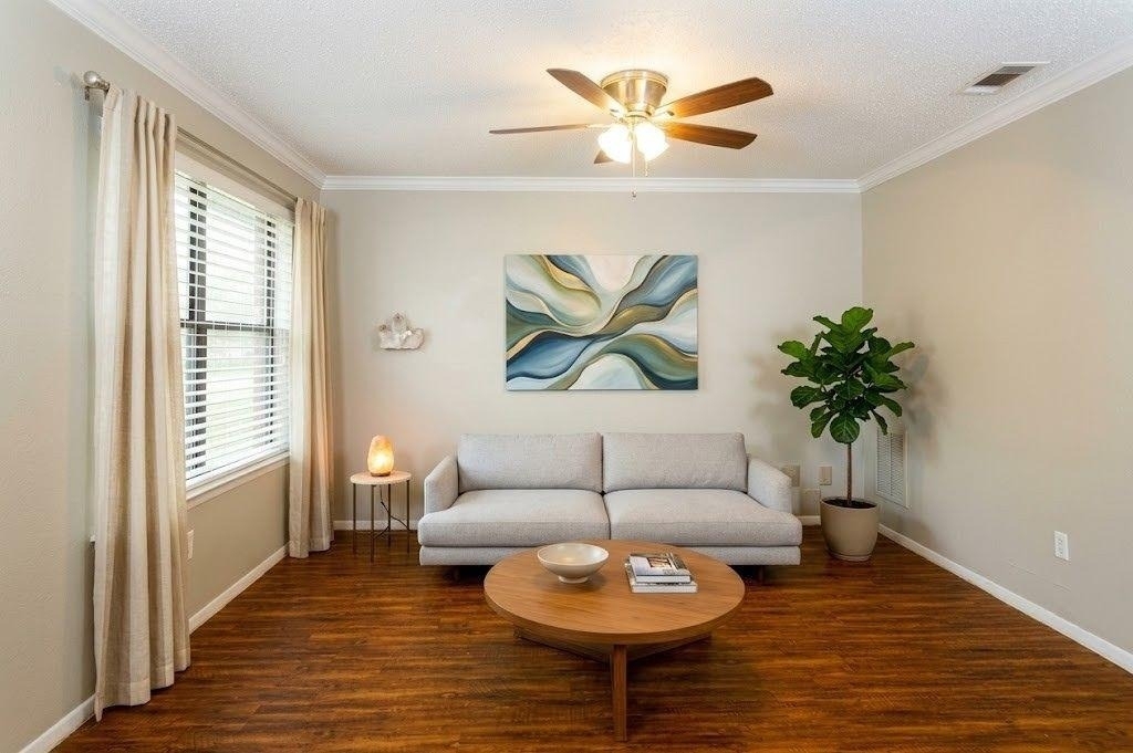 11519 Pecan Creek Pkwy - Photo 2