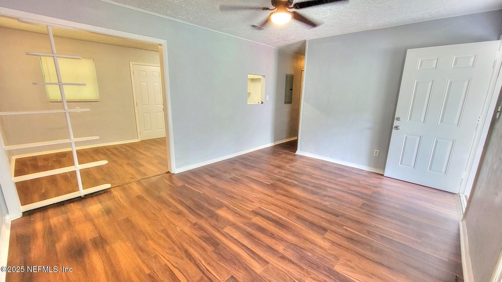 9348 Culpeper Avenue - Photo 6