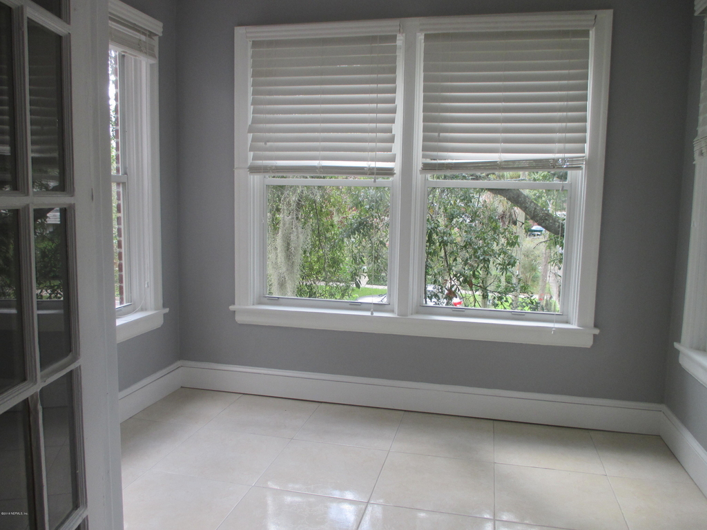 2047 Forbes Street - Photo 9