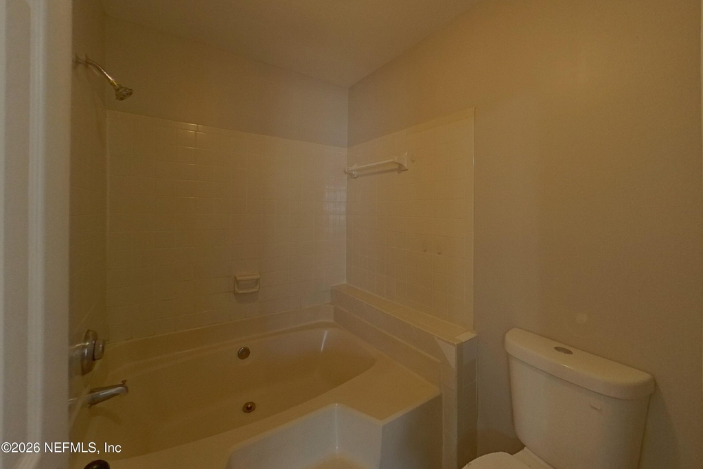12124 Roundham Lane N - Photo 8