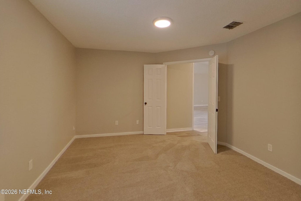 12124 Roundham Lane N - Photo 11