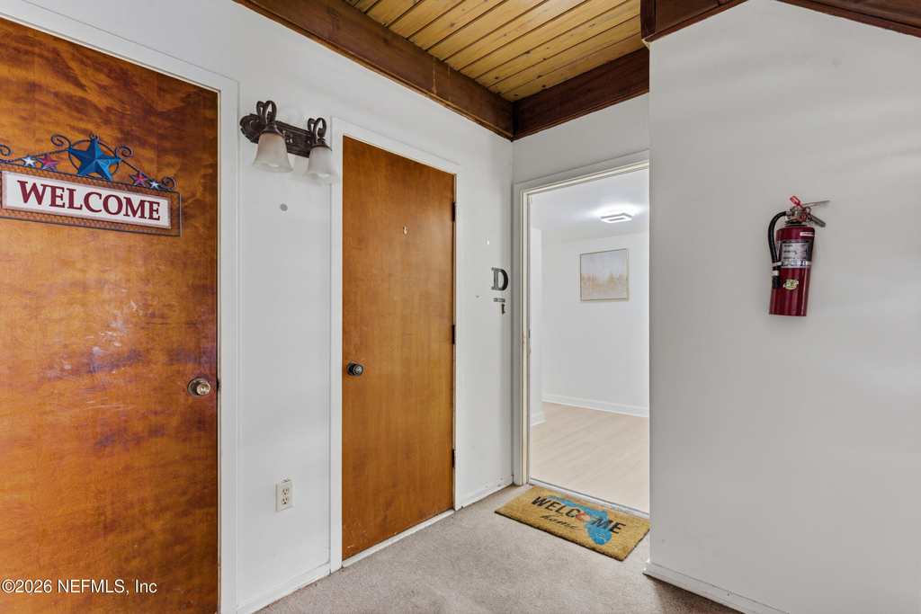 7602 Las Palmas Way - Photo 4