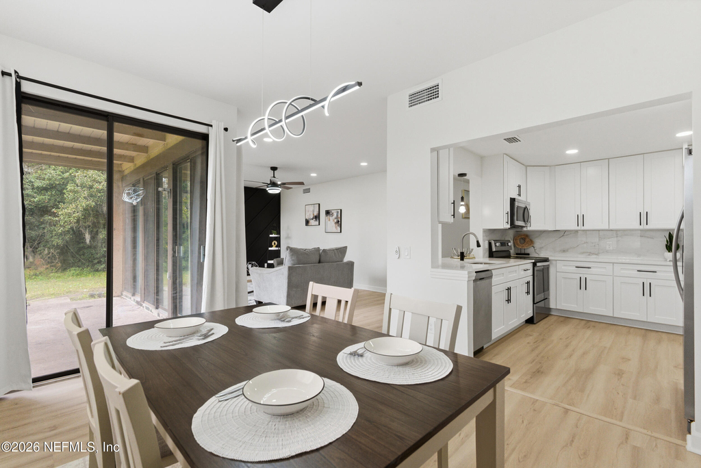 7602 Las Palmas Way - Photo 13