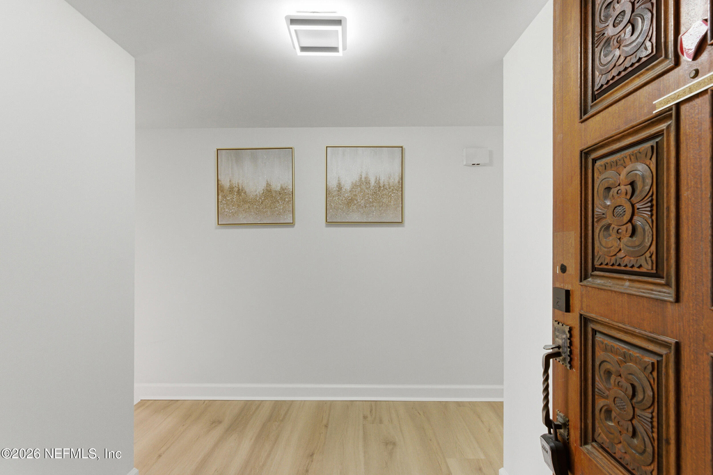 7602 Las Palmas Way - Photo 5