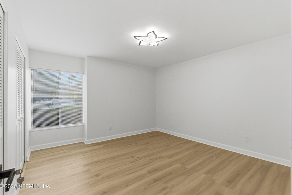 7602 Las Palmas Way - Photo 17