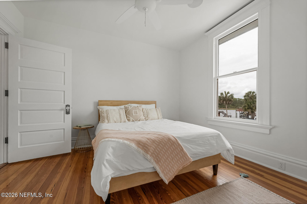 289 N Roscoe Boulevard - Photo 27