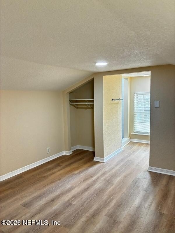 2738 Riverside Avenue - Photo 10