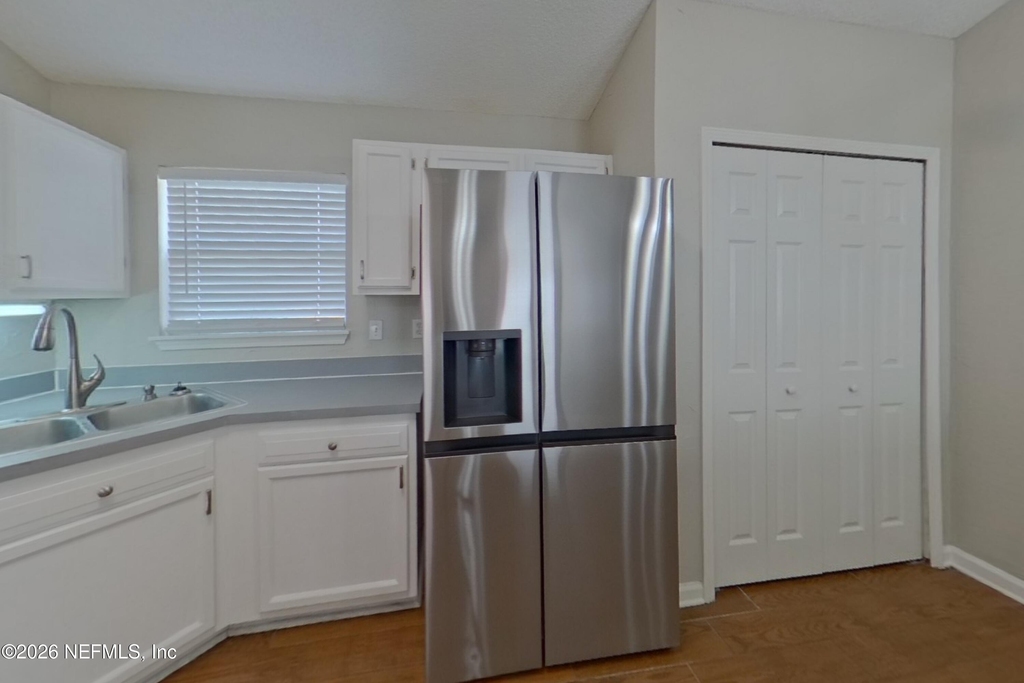 3099 Wavering Lane - Photo 4